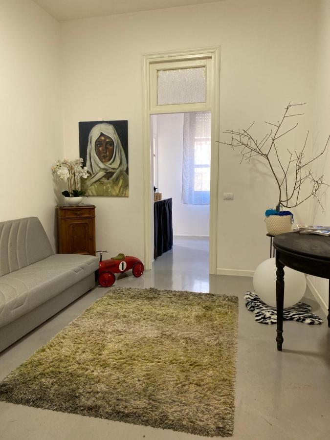 مبيت وإفطار ساساري Palazzo Pilo المظهر الخارجي الصورة