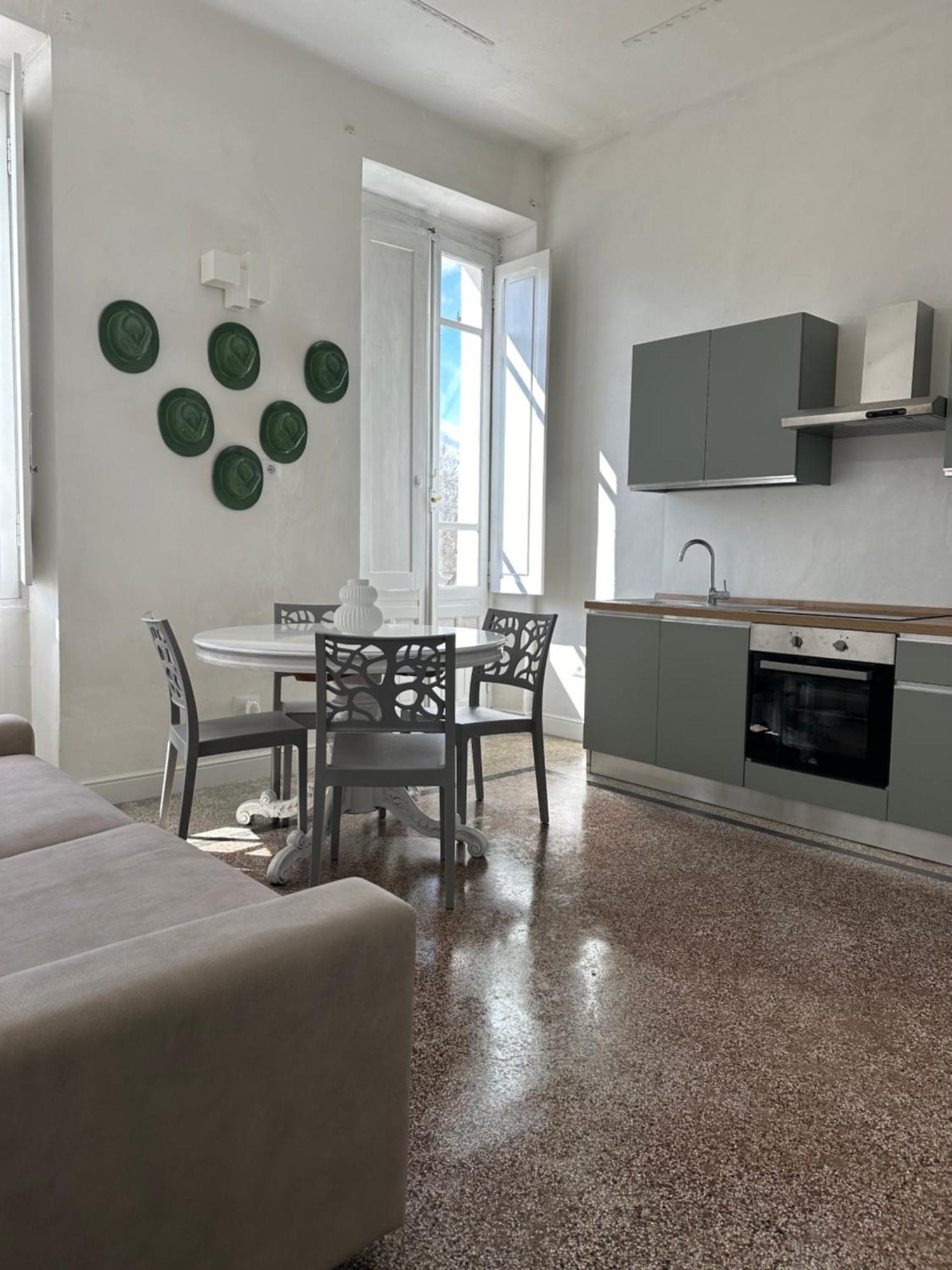 مبيت وإفطار ساساري Palazzo Pilo المظهر الخارجي الصورة